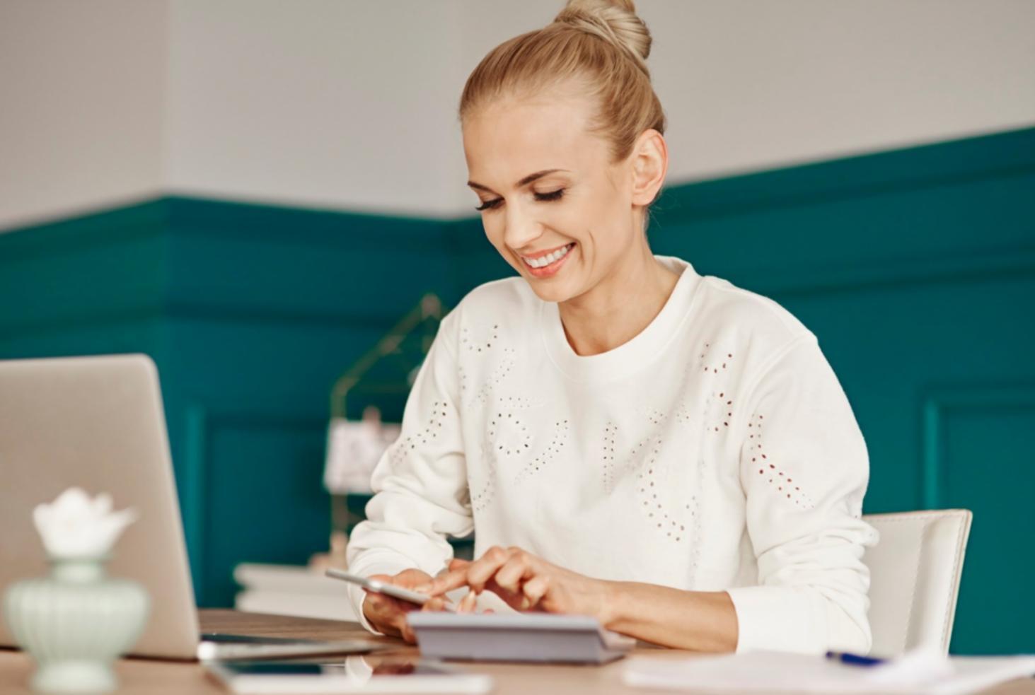 Documentos financieros y análisis de mercado